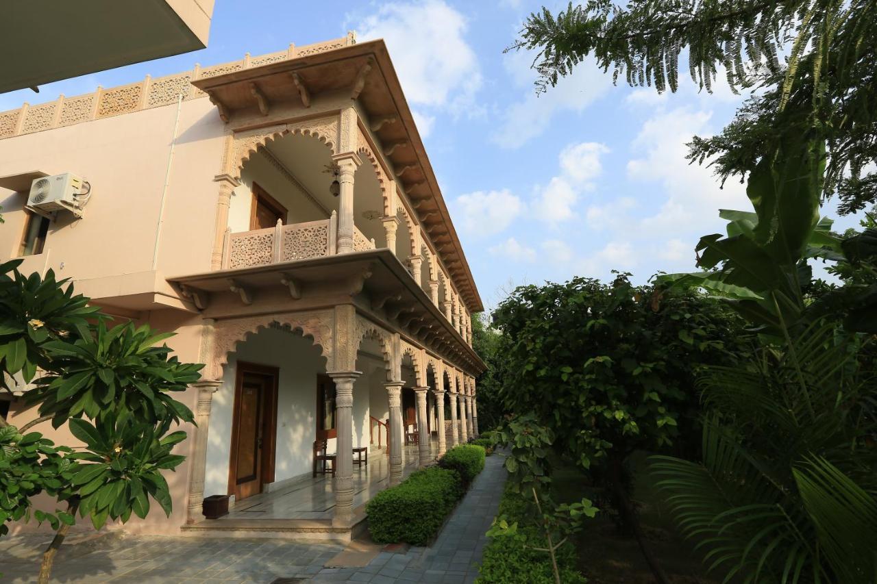 Hotel Sunbird ภารัตปูร์ ภายนอก รูปภาพ